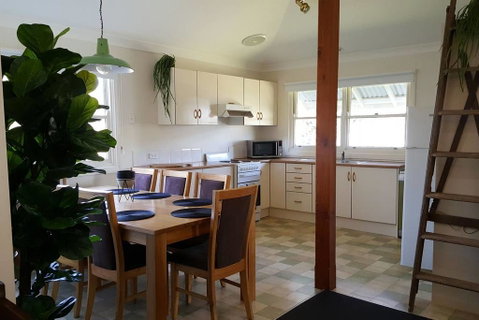 Edward Lane Apt3 - Goulburn Accommodation 0