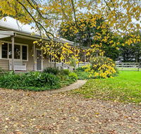 Elm Cottage - Goulburn Accommodation