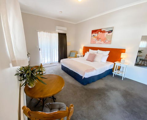 EM Apartment - Goulburn Accommodation 1
