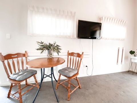 EM Apartment - Goulburn Accommodation 2
