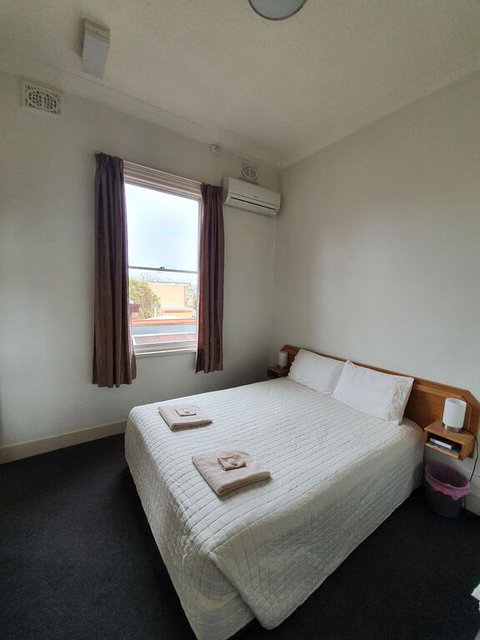 Empire Hotel Goulburn - Goulburn Accommodation 3
