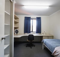 Erica Underwood House 6 Bedroom Flat - Goulburn Accommodation