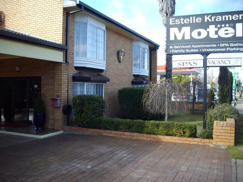 Estelle Kramer Motel - Goulburn Accommodation 1