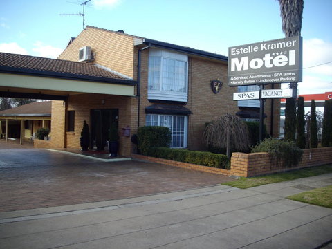 Estelle Kramer Motel - Goulburn Accommodation 0