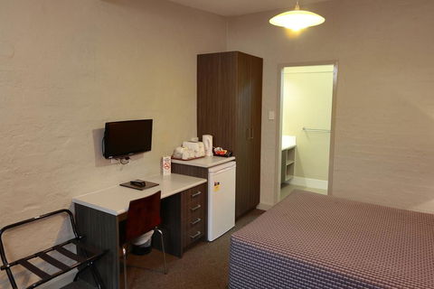Everton Park Hotel - Goulburn Accommodation 2