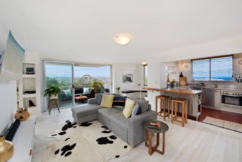 Experience Bondi Beach As Your Backdrop - Goulburn Accommodation 0