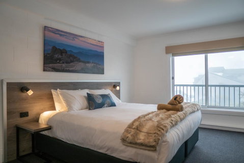 Falls Creek Hotel - Goulburn Accommodation 1