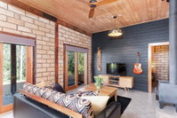 Book Needles Accommodation Vacations Goulburn Accommodation Goulburn Accommodation