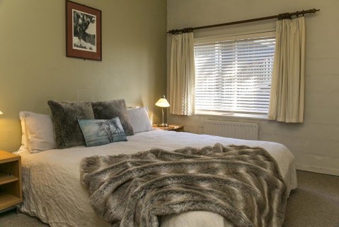 Feathertop Alpine Lodge - Goulburn Accommodation 2