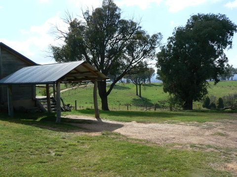 Gaddleen Grove Cottages - Goulburn Accommodation 1