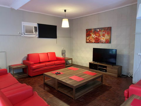 Gazebo Motor Inn - Goulburn Accommodation 2