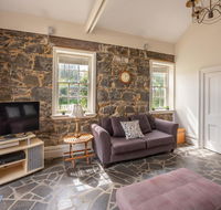 Georgia - Goulburn Accommodation