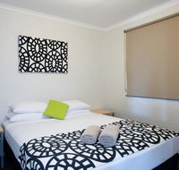 Geraldton's Ocean West Holiday Units  Short Stay Accommodation - Goulburn Accommodation