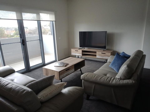 Getaway On Barkly, Sleeps 10 - Goulburn Accommodation 1