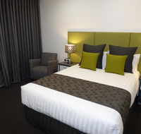 Golden Chain Tower Motor Inn - Goulburn Accommodation