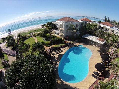 Golden Riviera Absolute Beachfront Resort - Goulburn Accommodation 0