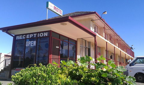 Goolgowi Highway Motel - Goulburn Accommodation 0