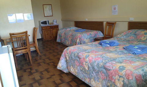 Goolgowi Highway Motel - Goulburn Accommodation 1