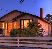 Grace's Spa Cottage - Goulburn Accommodation