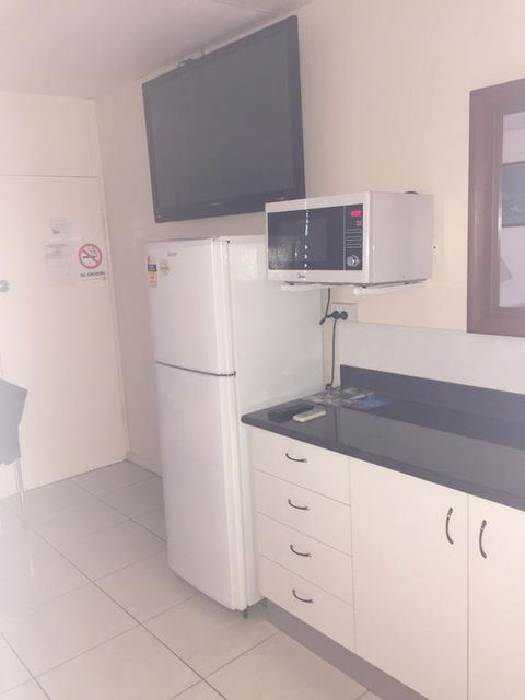 Granville Tavern And Motel - Goulburn Accommodation 0