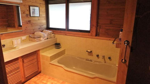 Gunyah Valley Retreat - Goulburn Accommodation 2