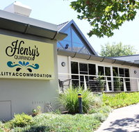 Henry's Quirindi - Goulburn Accommodation