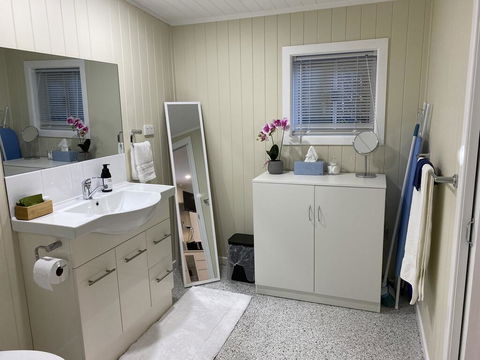 Hideaway On Hume #2 - Goulburn Accommodation 2