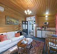 Hillside Country Retreat - Goulburn Accommodation