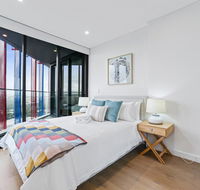 HomeHotel-Luxury Home High Rise with View. - Goulburn Accommodation
