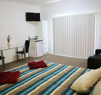 Honeybee - Country Accommodation - Goulburn Accommodation