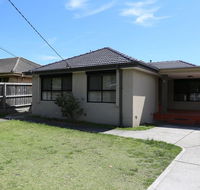 Isle of Serenity Charming House - Goulburn Accommodation