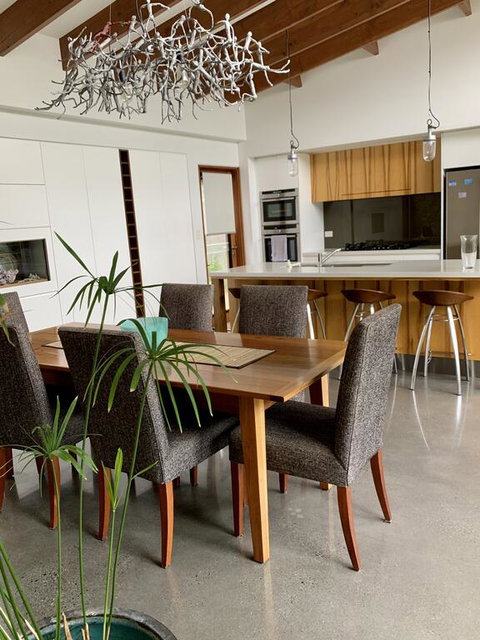 Jacaranda Garden Retreat - Goulburn Accommodation 3