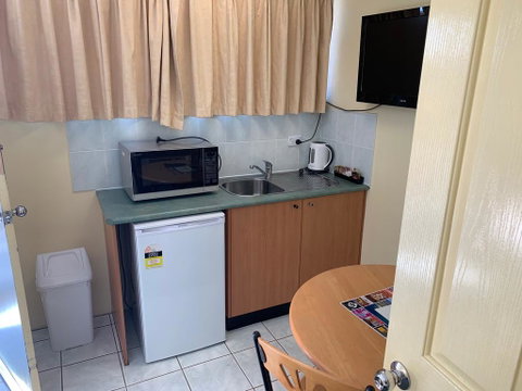 John Oxley Motel - Goulburn Accommodation 3