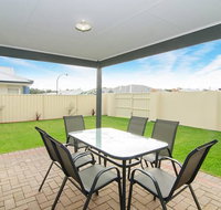 Kangaroo Retreat - Goulburn Accommodation