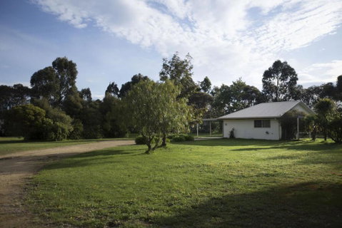 Karinya Cottage - Pet Friendly Country Retreat - Goulburn Accommodation 2