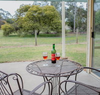 Karinya Cottage - Pet friendly country retreat - Goulburn Accommodation