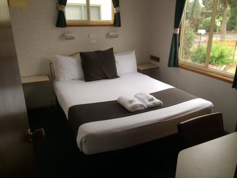 Kerang Cabins - Goulburn Accommodation 1