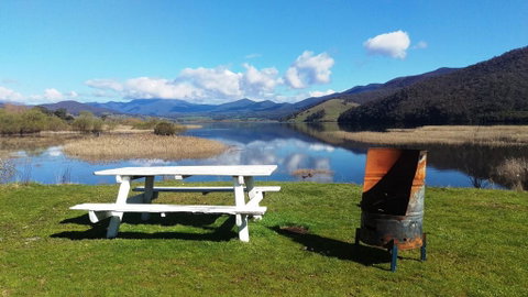 Khancoban Lakeside Caravan Park - Goulburn Accommodation 1