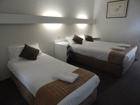 Kingston Lobster Motel - Goulburn Accommodation 1