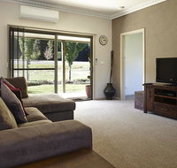 La Casa - Goulburn Accommodation