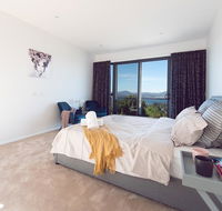 La vie Luxury Bay view - Goulburn Accommodation