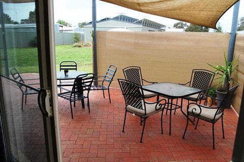 Lake Tyrrell Accommodation - Goulburn Accommodation 2