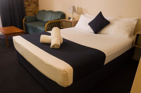Lancaster Court Motel - Goulburn Accommodation 0