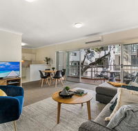 Large and Airy Unit in Quiet Riverside Suburb - Goulburn Accommodation