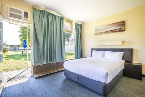 Links Hotel - Goulburn Accommodation 2