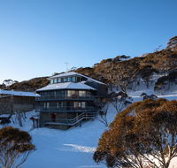 Lucy Lodge - Goulburn Accommodation