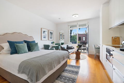 Luxurious Light-filled Studio In Winning Location - Goulburn Accommodation 1