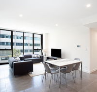 Luxury 3 Bedroom Apartment in an Amazing Location - Goulburn Accommodation