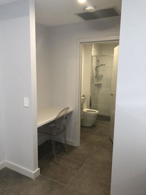 Luxury Executive Apartment - Goulburn Accommodation 2