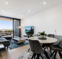 Luxury Living with Panoramic Views - Goulburn Accommodation